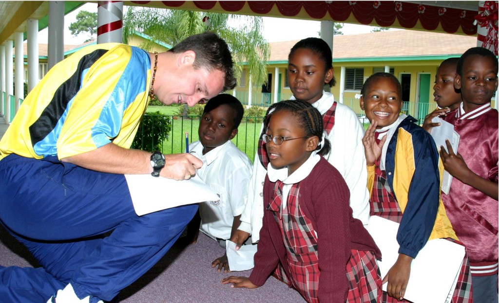 Des enfants à l'école aux Bahamas